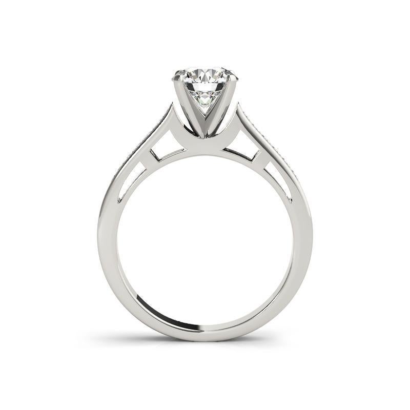 Taille ronde GIA 2.01 Carat Round & Princess Channel Solitaire  Bague en diamant en vente
