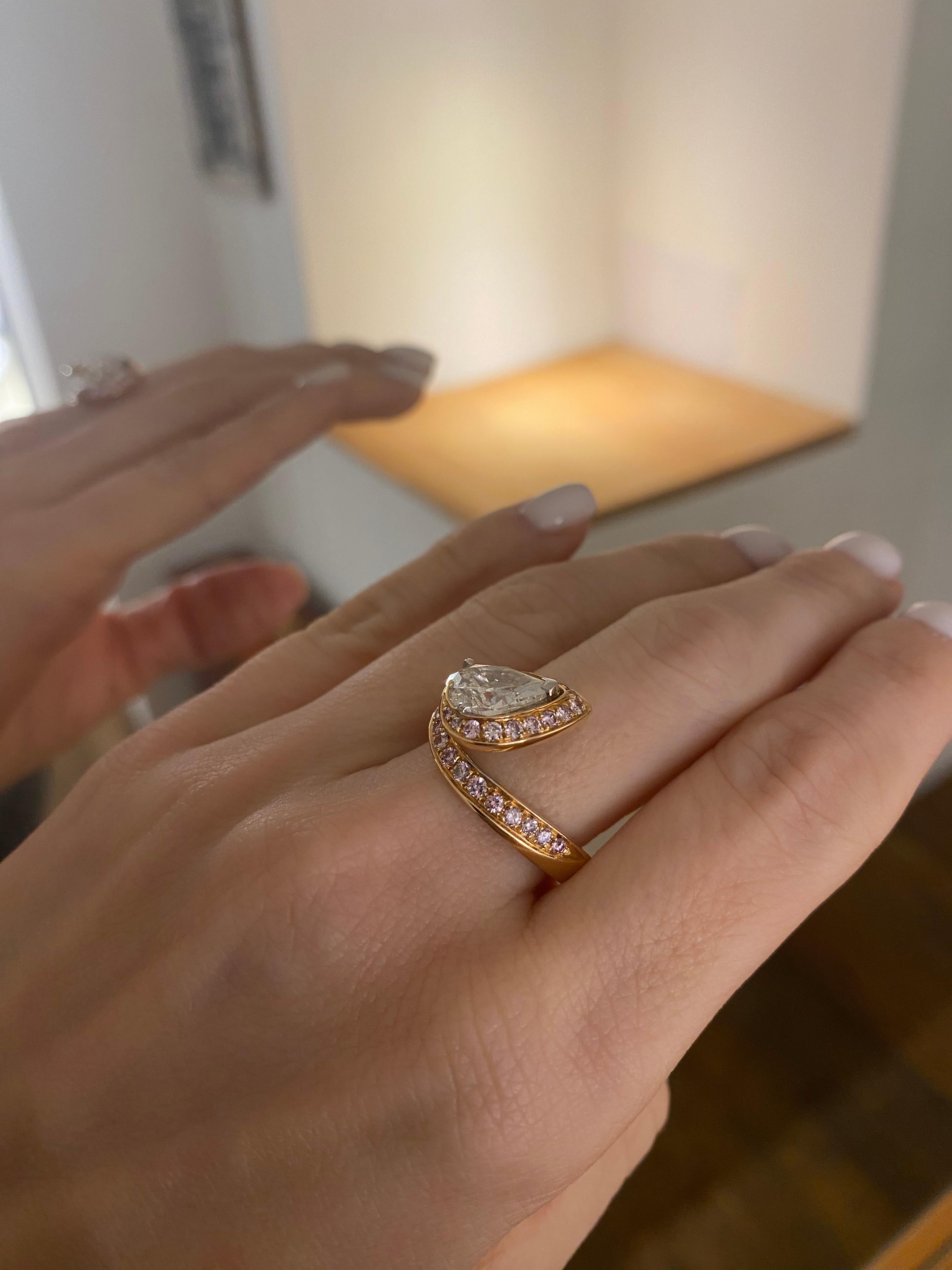 SCAVIA Diamant im Birnenschliff und Pinke Diamanten Pavè-Ring im Angebot 6