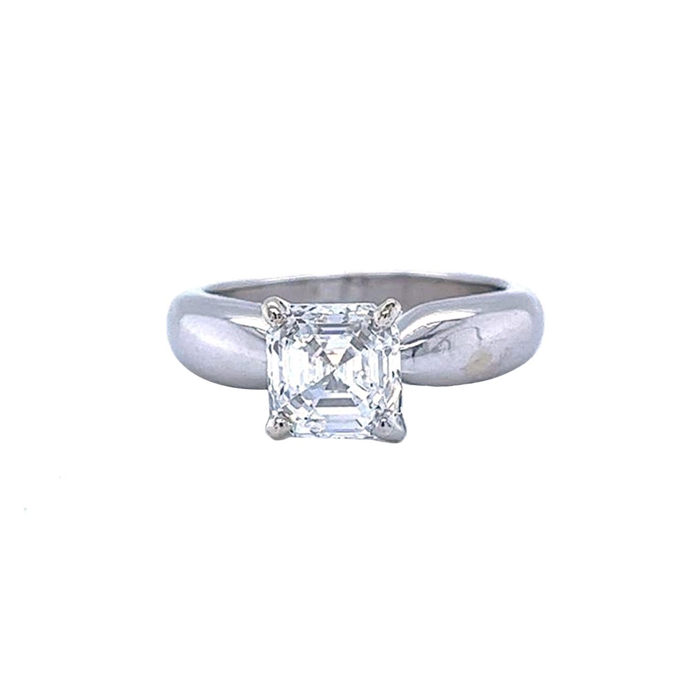 Modernist Flawless GIA Certified 2.01 Carat Asscher Cut Diamond Ring 18 Karat White Gold For Sale