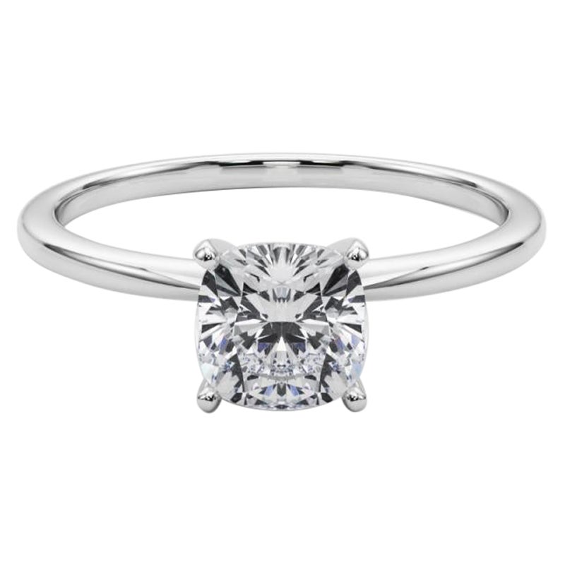 GIA 2.01ct Cushion Prong Set Solitaire Slim Band  Bague en diamant