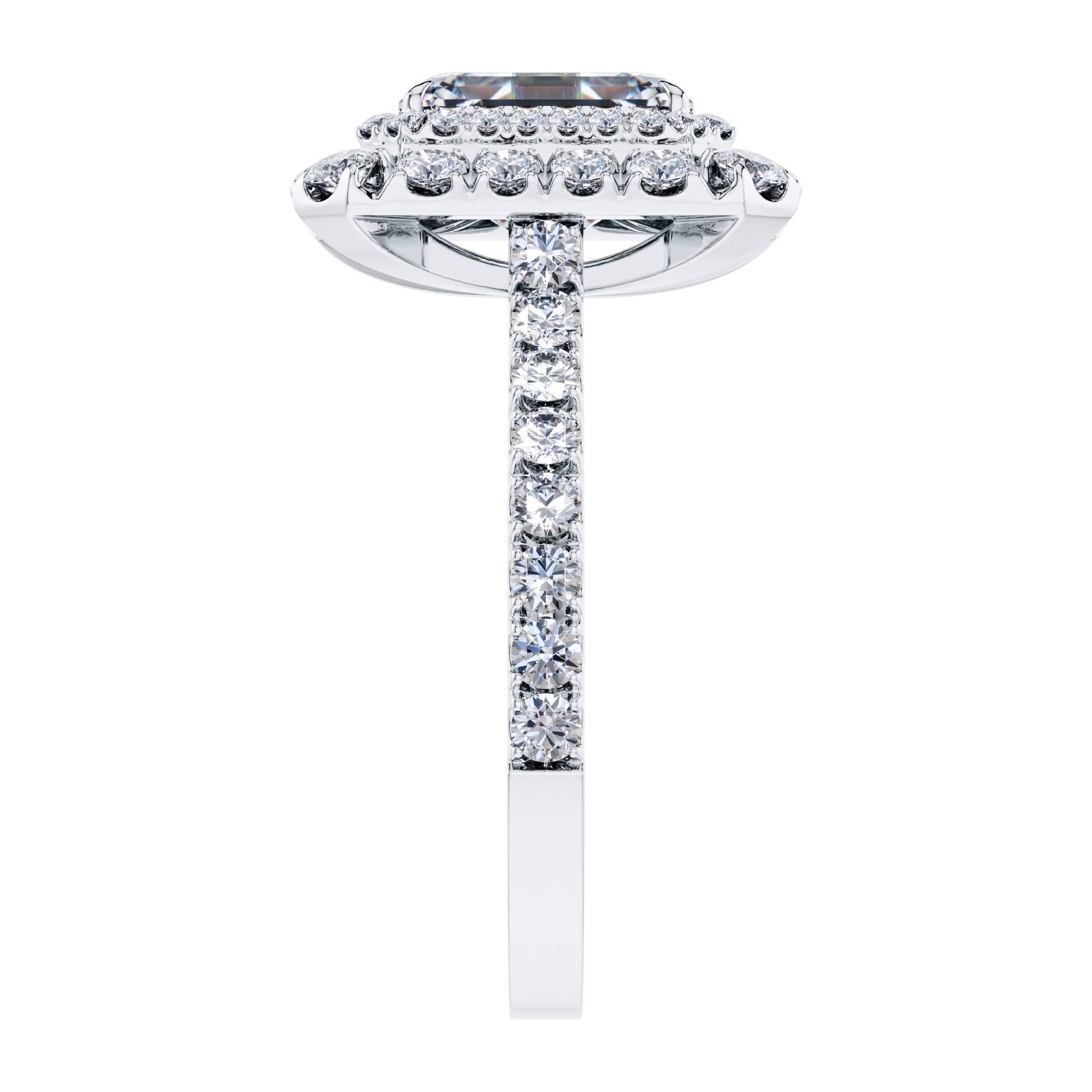 Modern Bespoke Platinum GIA 2.98 CT E VS1 Emerald Round Halo Diamond Engagement Ring For Sale