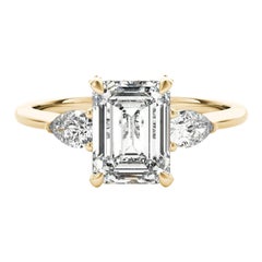 GIA 2,01ct Smaragd Drei-Stein-Galerie dekoriert 18K Gelbgold Diamantring