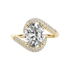 GIA 2.01ct Solitaire ovale & Pave Manchette courbée en or jaune 18K