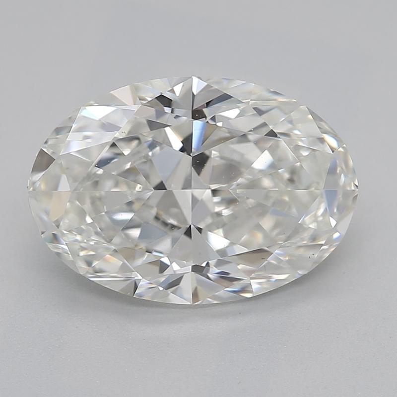 Realizzato a mano a New York, questo splendido anello di diamanti presenta un'affascinante pietra centrale certificata GIA composta da diamanti ovali del peso di 2,01 e classificati H e VS1. La brillantezza e il fuoco della pietra centrale sono