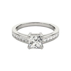 GIA 2.01ct Princess Single Row Channel Set Cathedral White Gold Diamond Ring (Bague en or blanc cathédrale avec diamant)