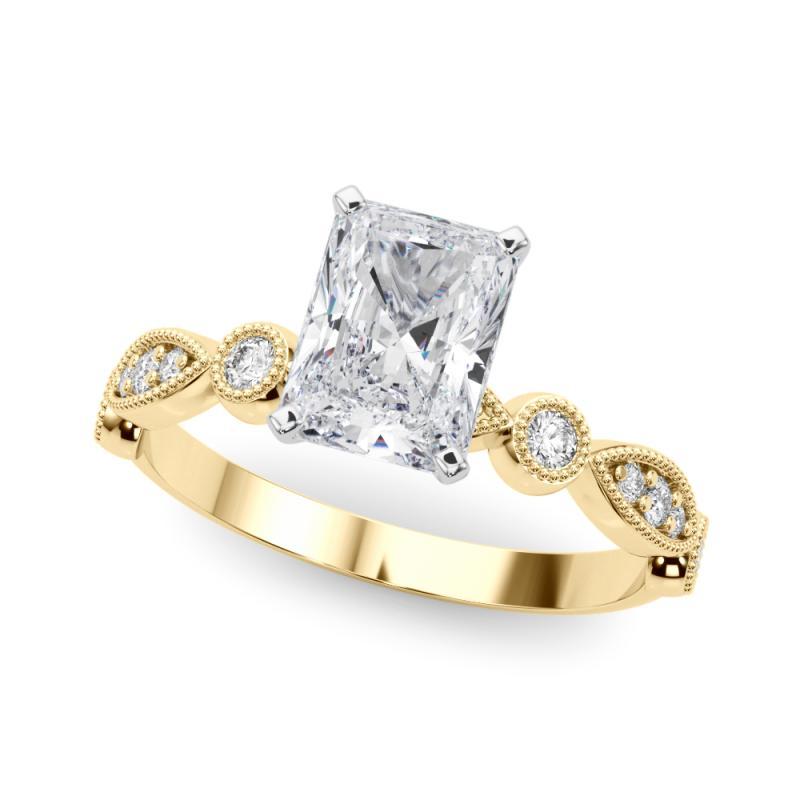 Taglio radiant GIA 2.01ct Radiant Marquise & Round Milgrain Bezel Anello con diamanti in oro giallo in vendita