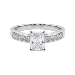 GIA 2.01ct Anello con diamante radiante Princess Channel Solitaire Center in oro bianco