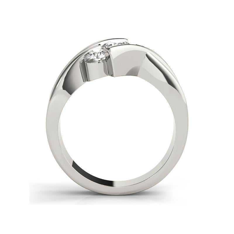 GIA 2.01ct Round 3-Stone Modern Curved Bypass 18K White Gold Diamond Ring In New Condition For Sale In New York, NY