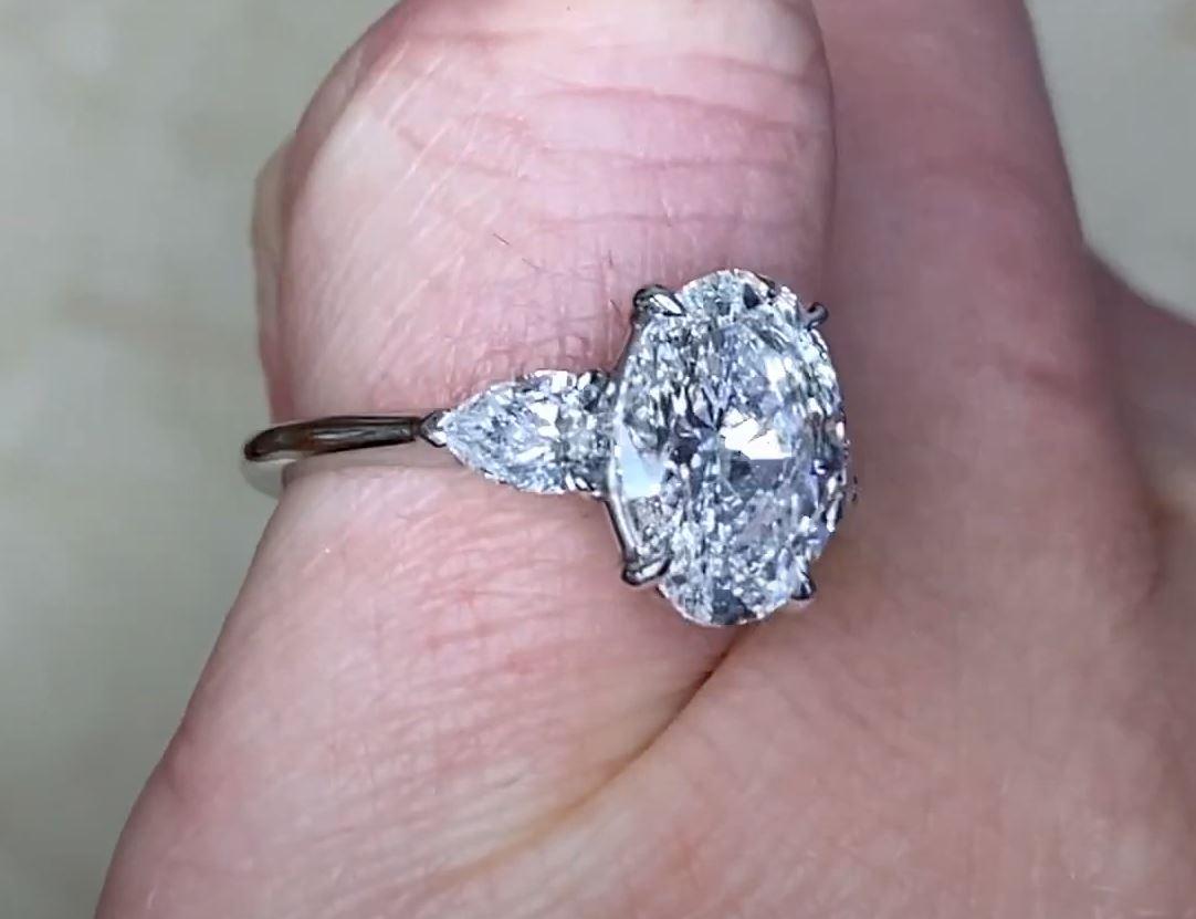 Bague de fiançailles GIA 2,02ct diamant taille ovale, couleur D, platine Pour femmes en vente