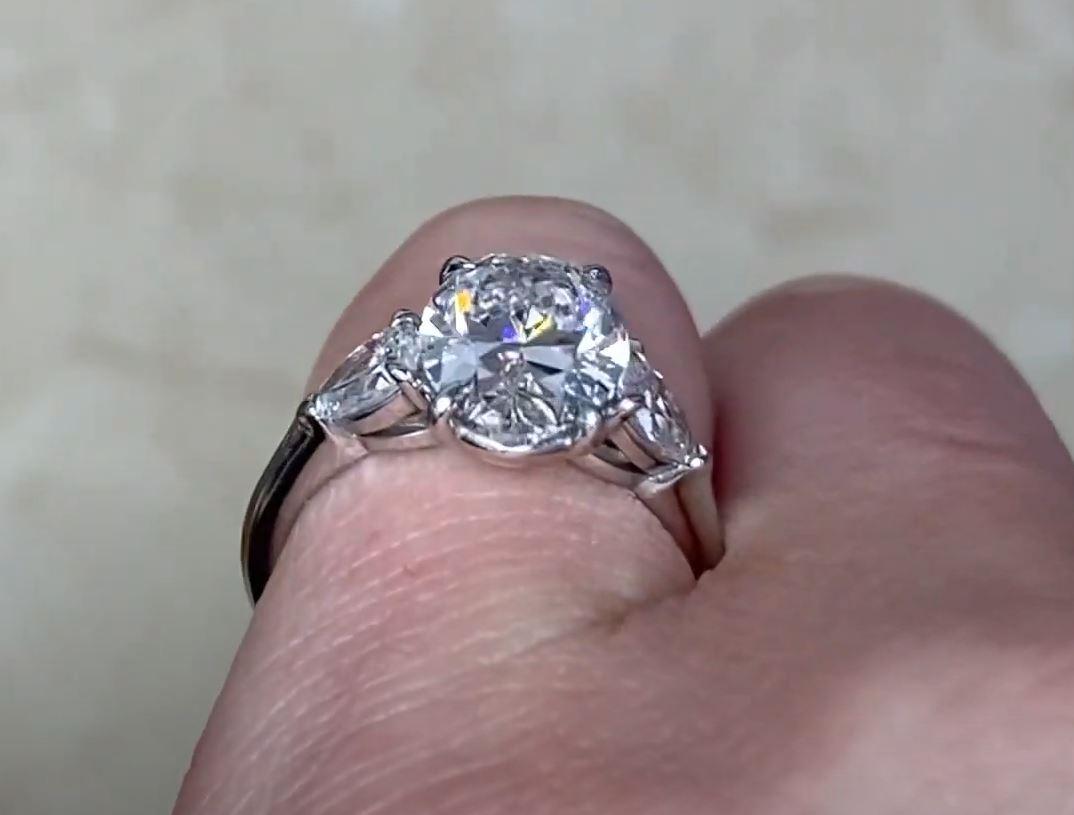 GIA 2.02ct Oval Cut Diamond Engagement Ring, D Color, Platinum For Sale 3