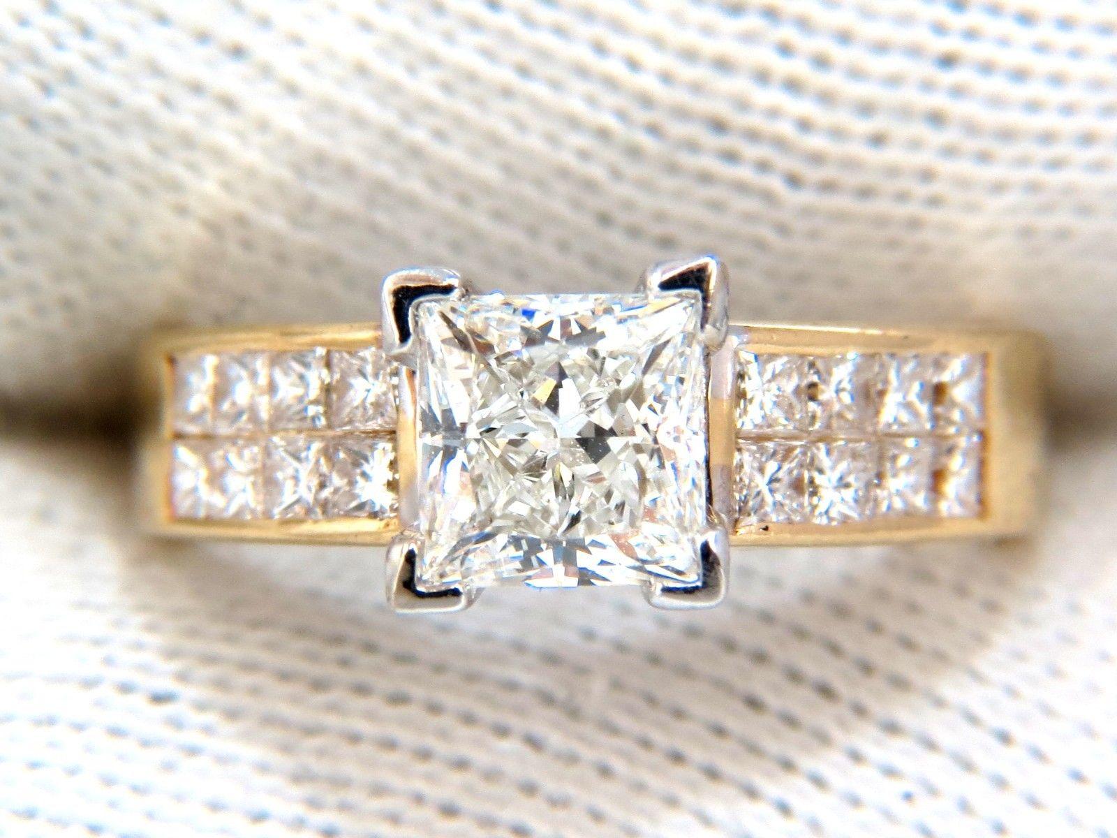 Women's or Men's GIA 2.03 Carat Princess Cut Diamonds Ring and Channel Side Diamonds Brilliant