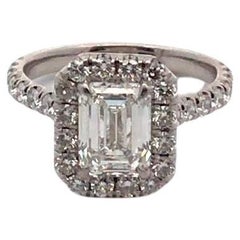 GIA Anillo de diamantes talla esmeralda de 2,04 quilates, engastado en platino Color F, Claridad VS2.