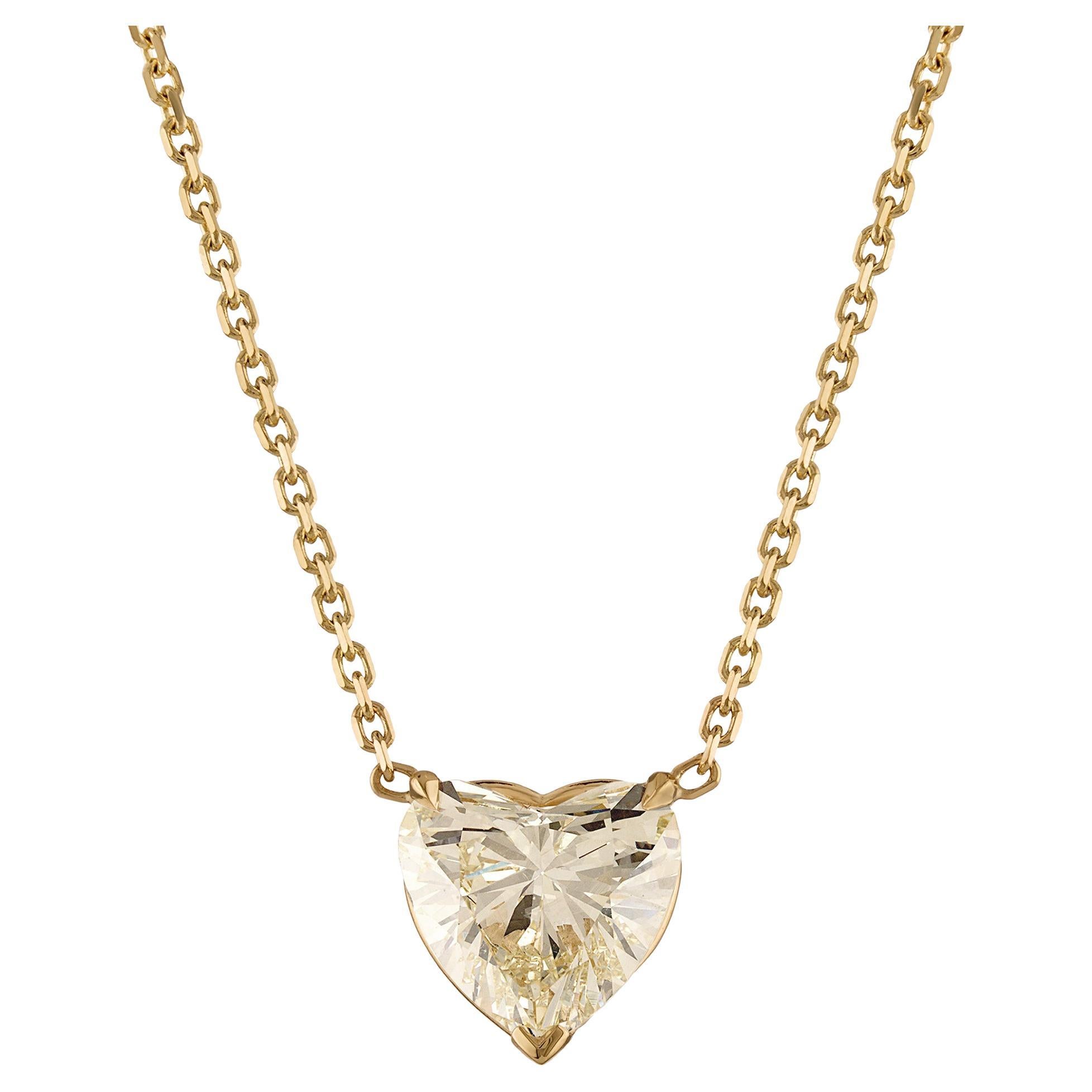 GIA 2.07ct Estate Vintage Heart Diamond Pendant Necklace in 18K Yellow Gold 
