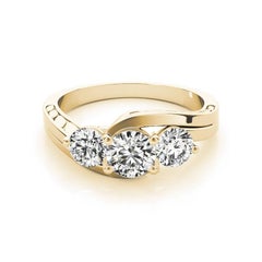 GIA 2.09ct Round 3-Stone Engraved Curved Shank 18K Yellow Gold Diamond Ring (bague à diamant en or jaune 18K)