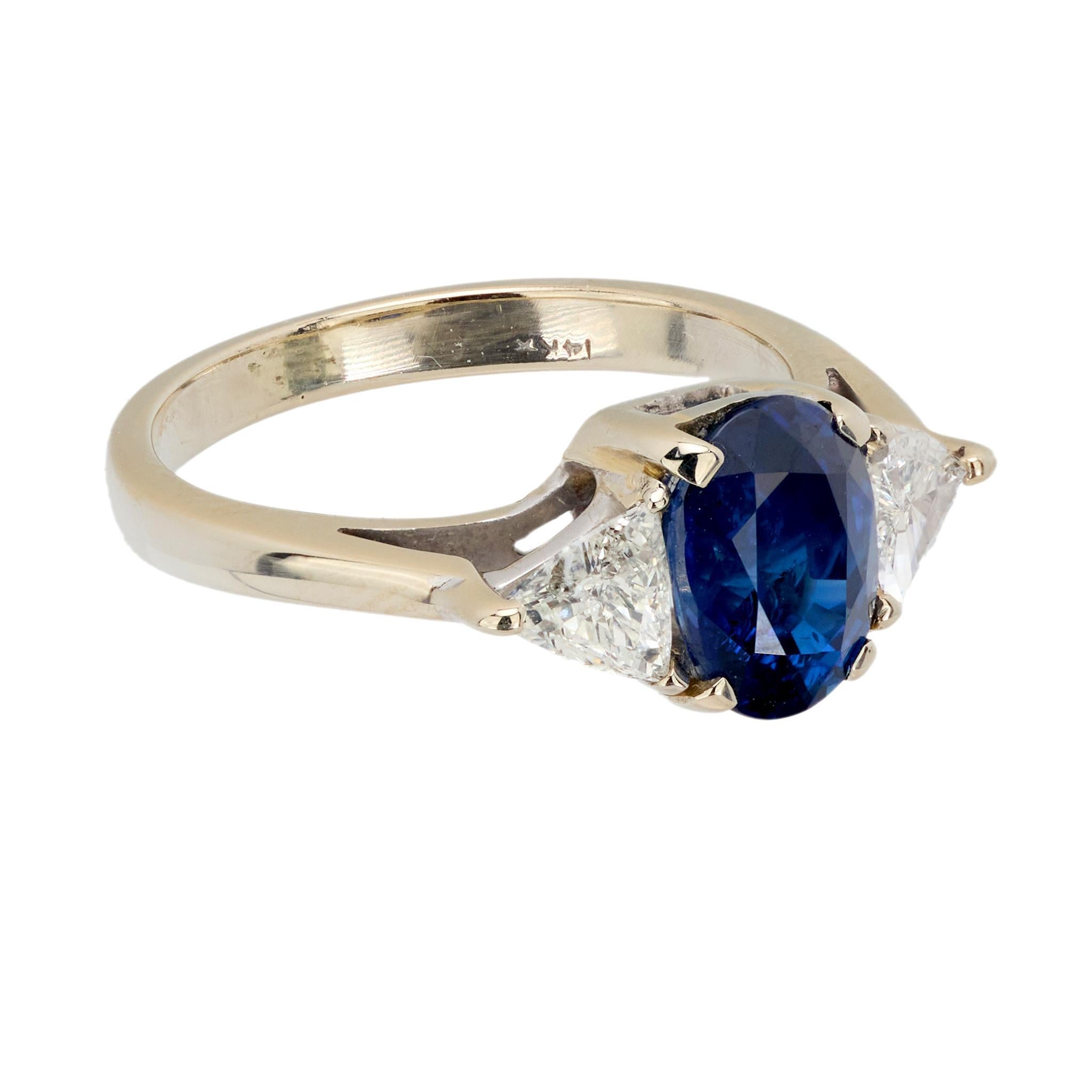 GIA 2,13 Karat nicht erhitzter Saphir Diamant 14k Weißgold Dreisteinring (Moderne)