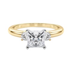 GIA 2,14ct Anello con diamanti Princess a 3 pietre Passato, Presente e Futuro in oro giallo 18 carati