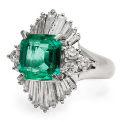 GIA 2.16 Carats Emerald Diamond Platinum Ballerina Cocktail Ring