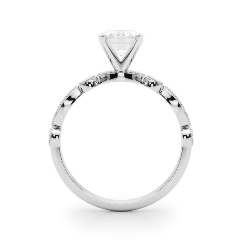 GIA 2,20ct Smeraldo Marquise e anello rotondo con castone di diamanti a grana grossa In condizioni Nuovo in vendita a New York, NY