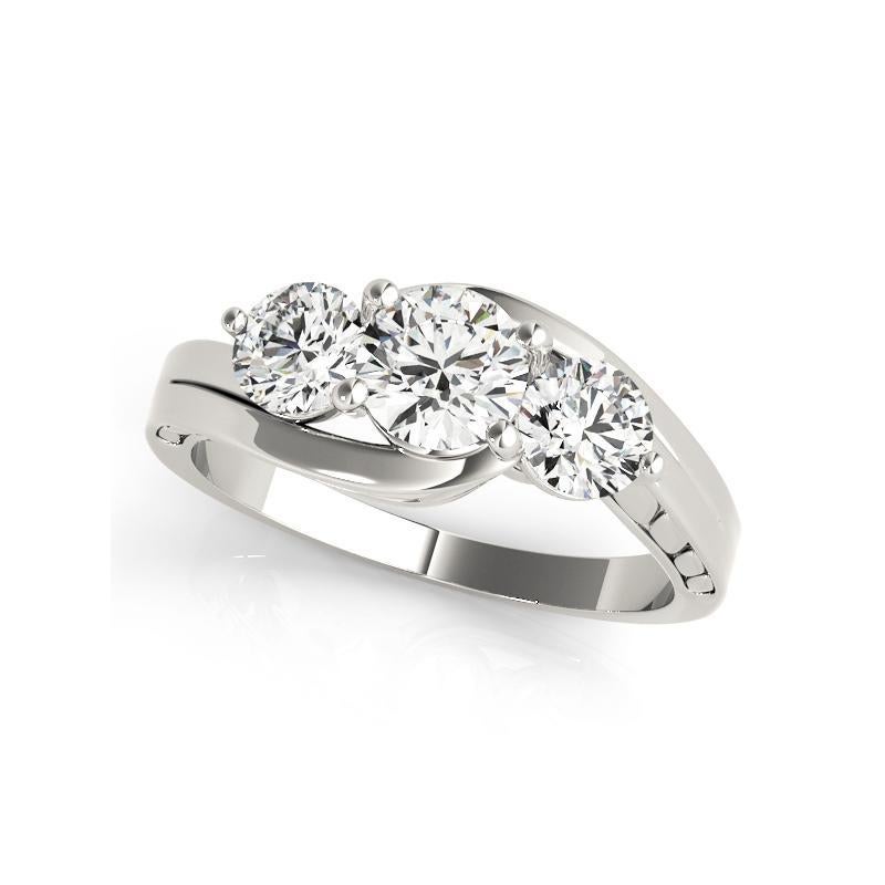 GIA 2,20ct Runde 3-Stein graviert gebogenen Schaft 18K Weißgold Diamantring (Rundschliff) im Angebot