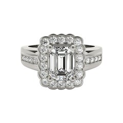 GIA 2,22 Carati Smeraldo Fiore aureolato Anello vintage in oro bianco 18 carati con diamanti