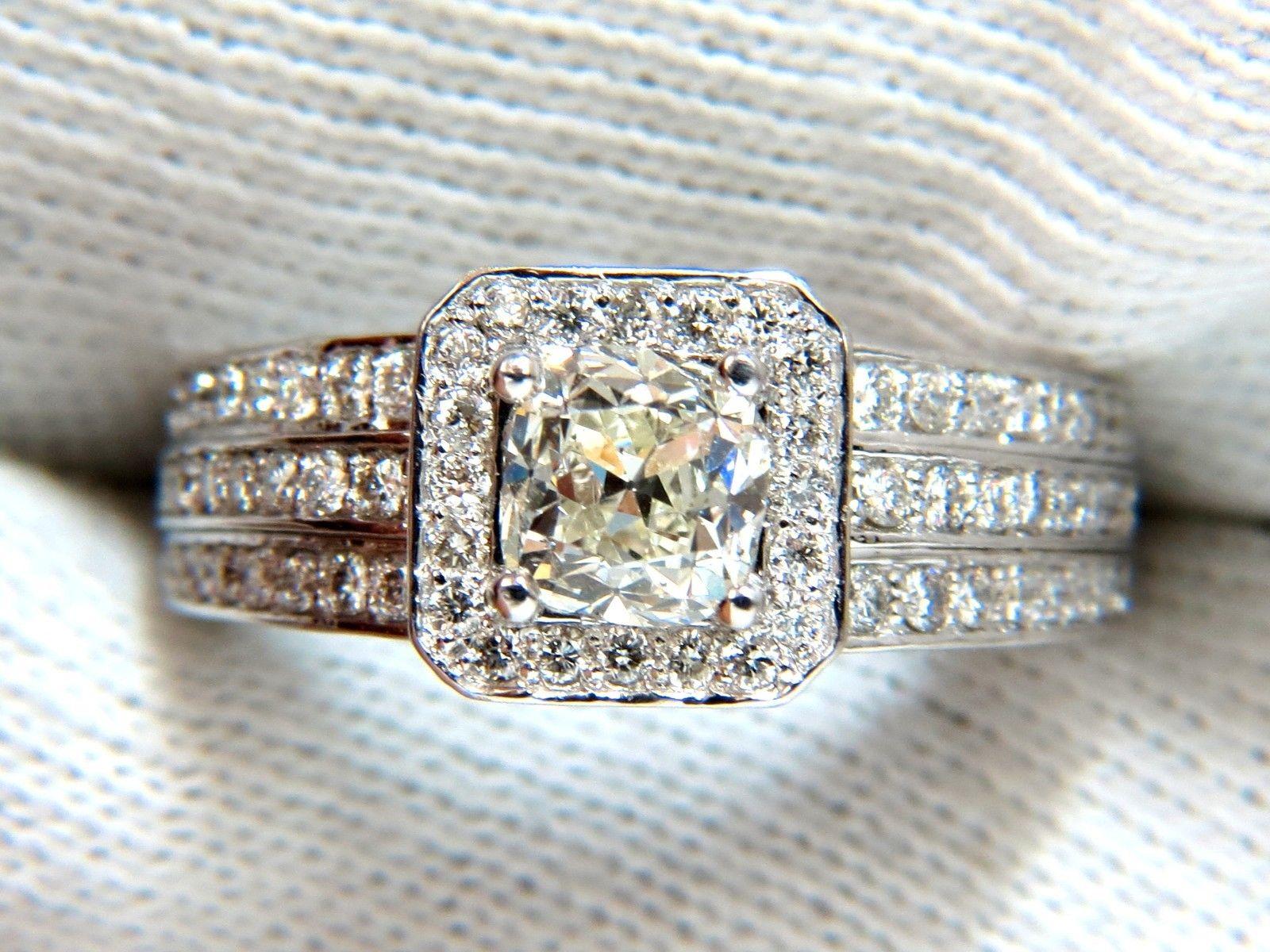 GIA 2.22ct Natural Cushion Cut Diamonds Ring 14KT K/Si Raised Square For Sale 5