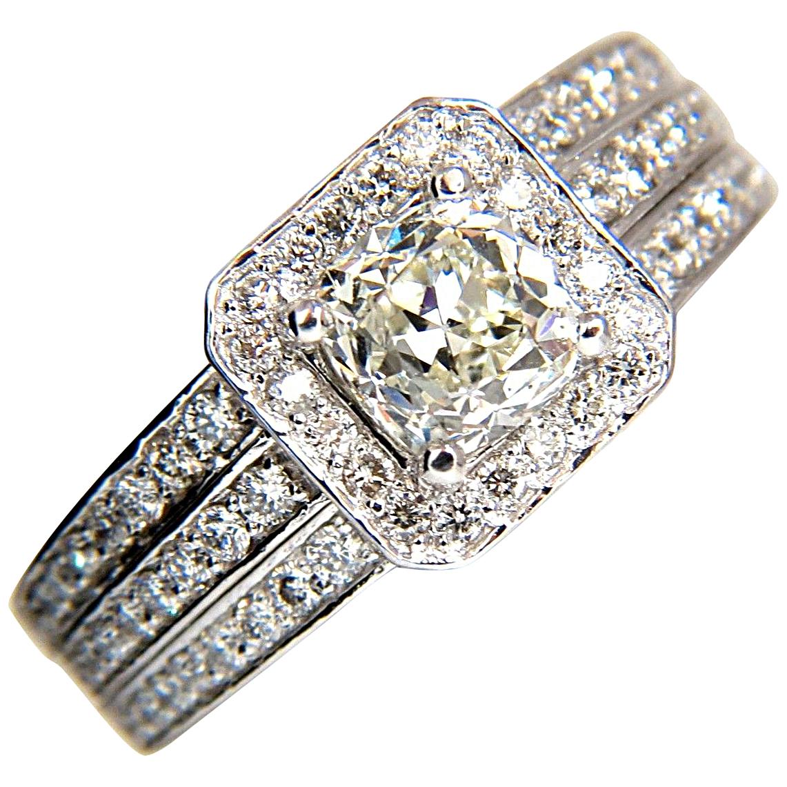 Bague en diamants naturels taille coussin de 2,22 carats certifiés GIA, 14 carats K/Si carrée surélevée