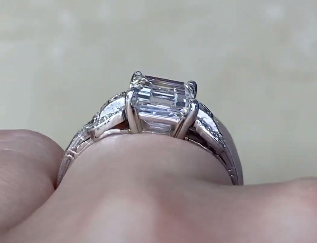 GIA 2.24ct Carré Cut Diamond Engagement Ring, D Color, Platinum For Sale 2