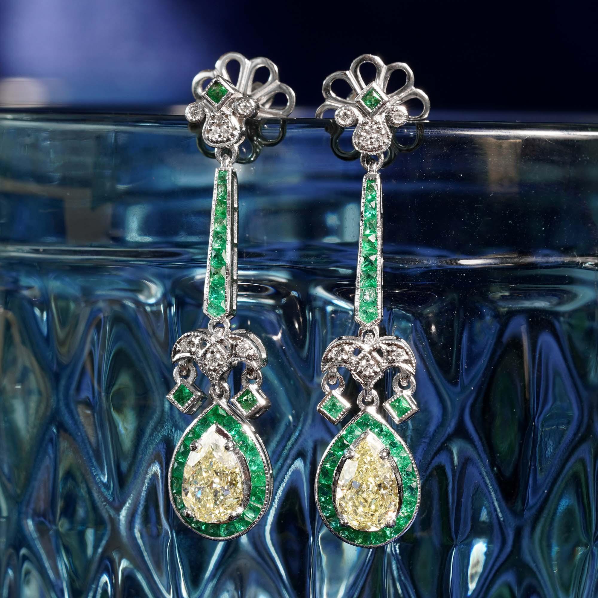 Pear Cut GIA 2.25 Ct. Diamond and Emerald Art Deco Style Drop Earrings in 18K Gold For Sale