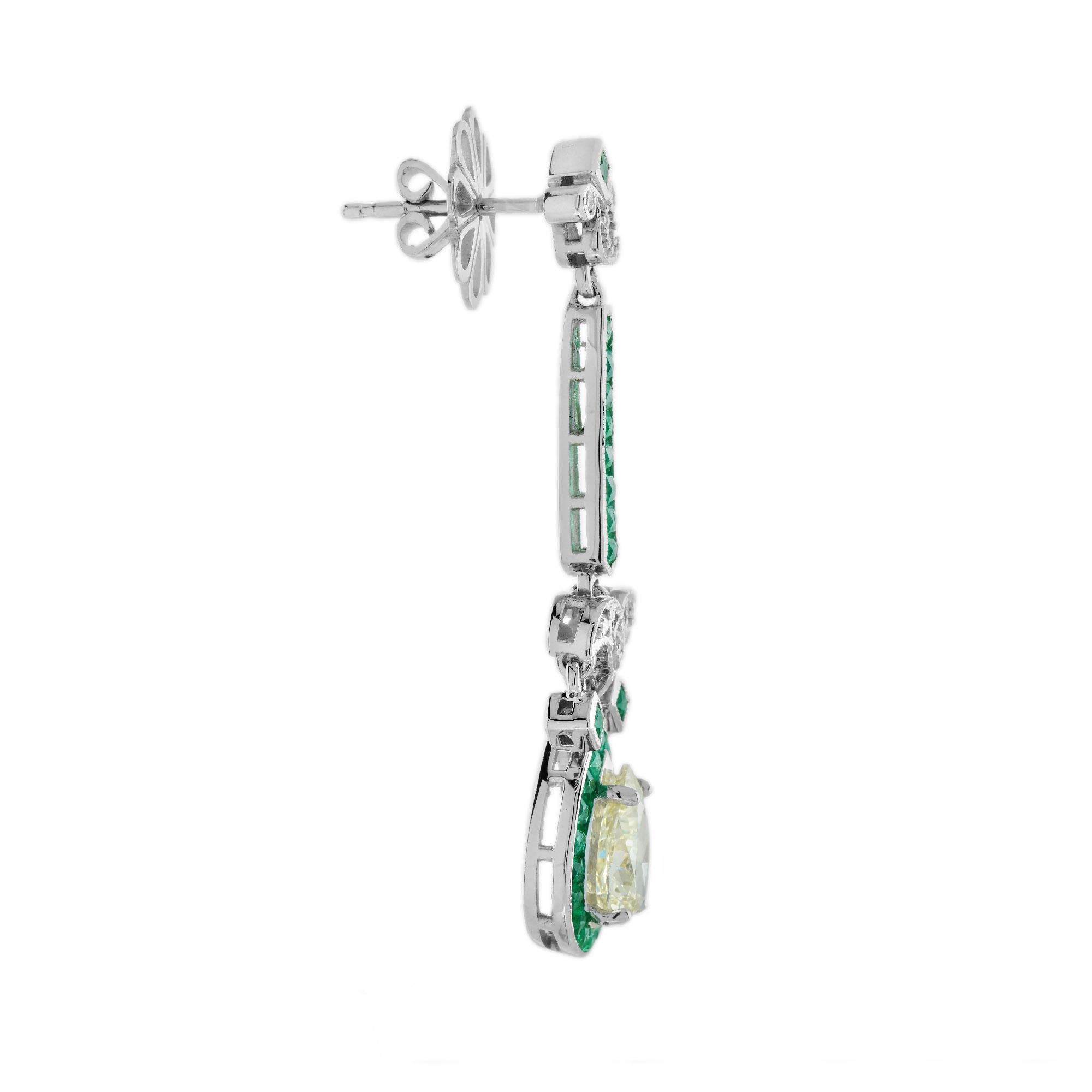 GIA 2.25 Ct. Diamond and Emerald Art Deco Style Drop Earrings in 18K Gold In New Condition For Sale In Bangkok, TH