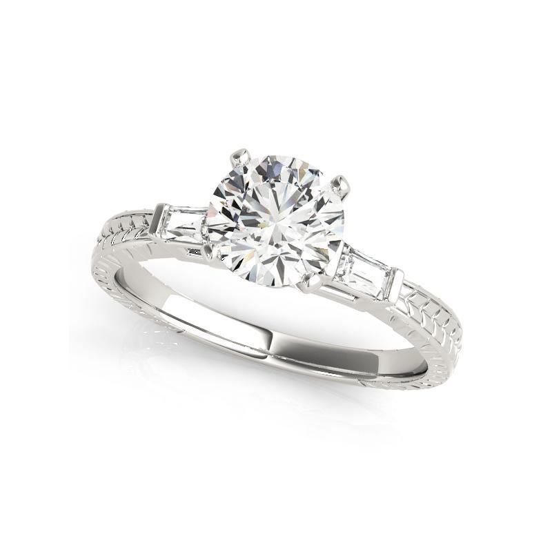 Taille ronde GIA 2.25ct Round Engraved Three-Stone Baguette  Bague en diamant en vente