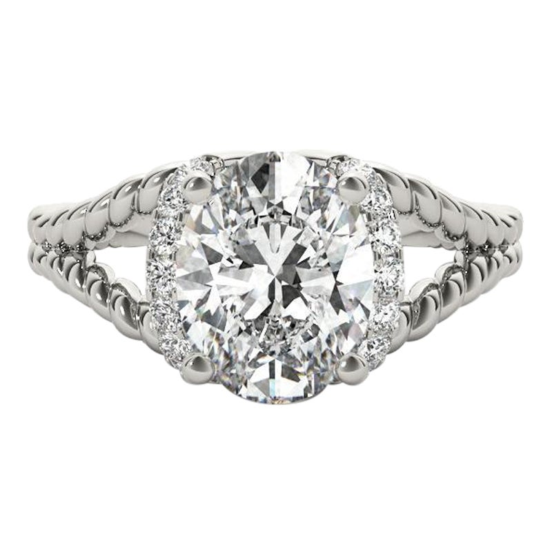 GIA Anello di diamanti ovali a corda ritorta con gambo spaccato da 2,27 carati in oro bianco 18K