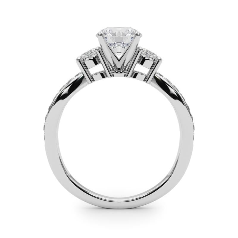 Donna GIA 2,27ct Tre pietre rotonde con gambo diviso Pave  Anello con diamante in vendita