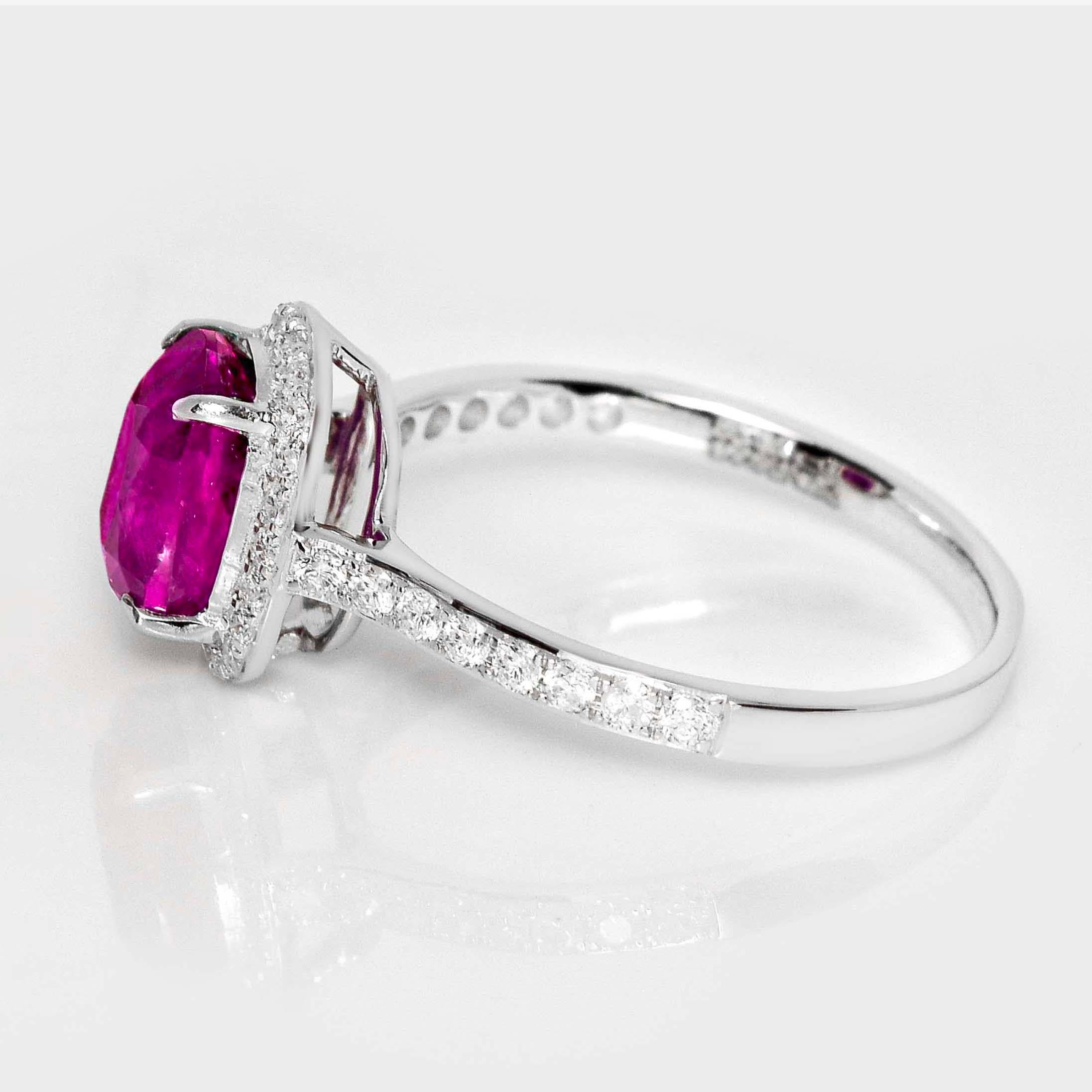 GIA Anello di fidanzamento con rubino dell'Afghanistan non riscaldato da 2,28 ct in oro bianco 18 carati in vendita 1