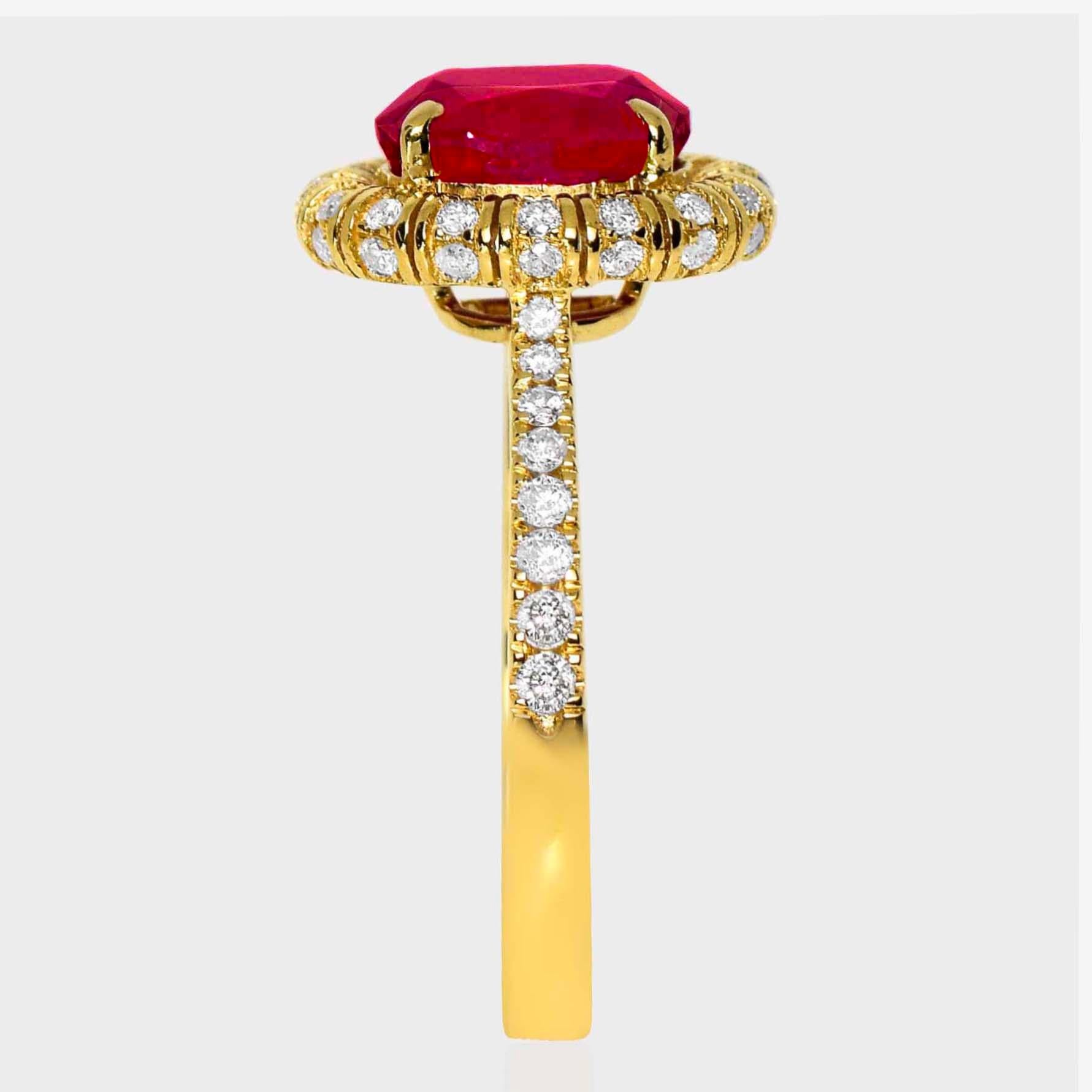 Donna GIA Anello di fidanzamento con rubino dell'Afghanistan non riscaldato da 2,28 ct in oro giallo 18 carati in vendita