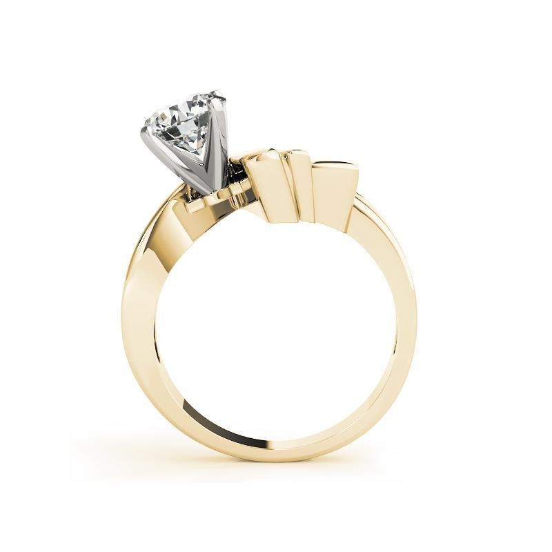 GIA 2.2ct Round Solitaire Futuristic Chevron 18K Yellow Gold Diamond Ring Neuf - En vente à New York, NY