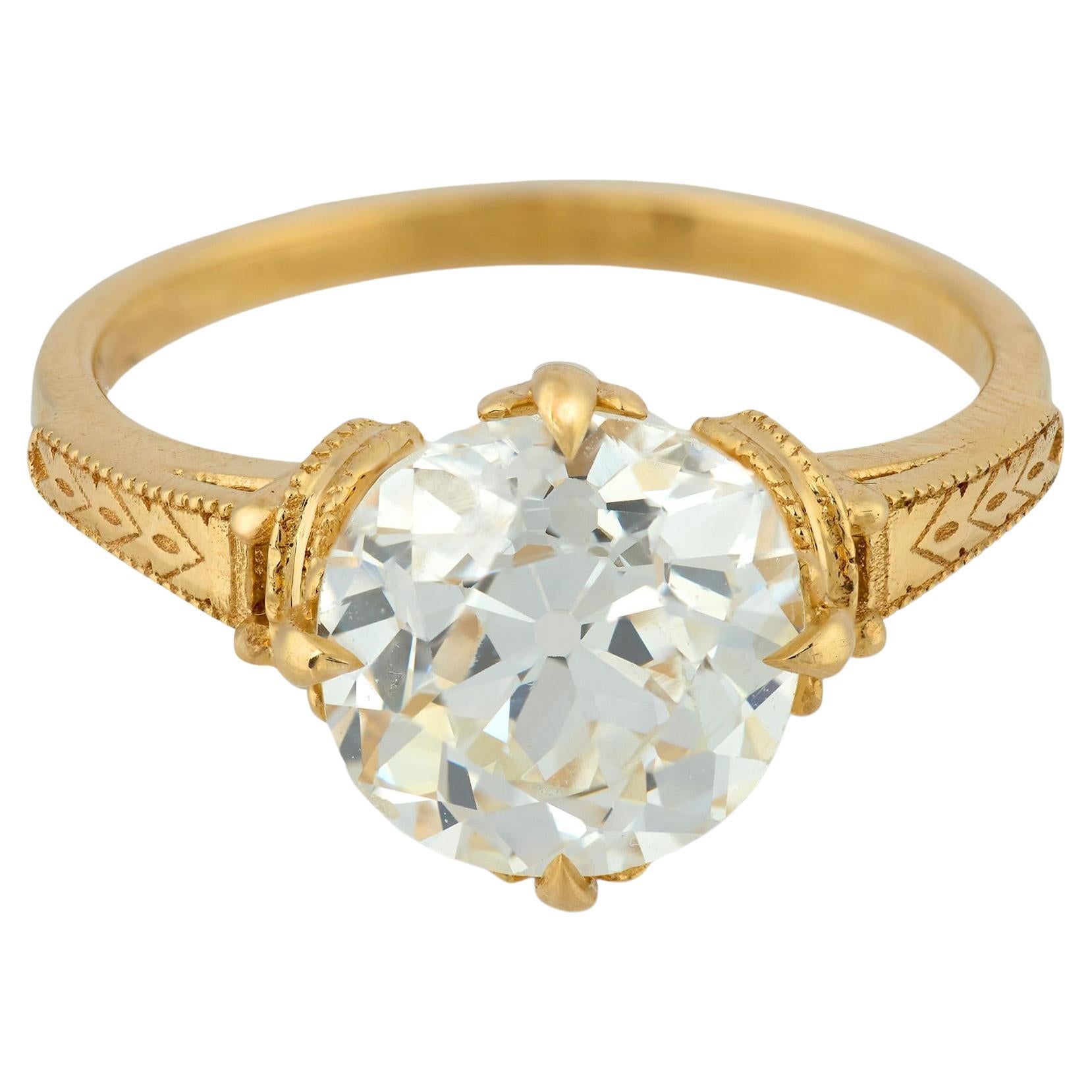 GIA 2.31 carat Old European cut diamond 18k yellow gold ring For Sale