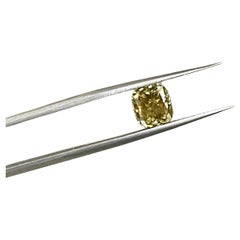 CAMPIONE VENDUTO GIA 2,37 Carati Taglio Cuscino Fancy Yellow Diamante Sciolto Nature