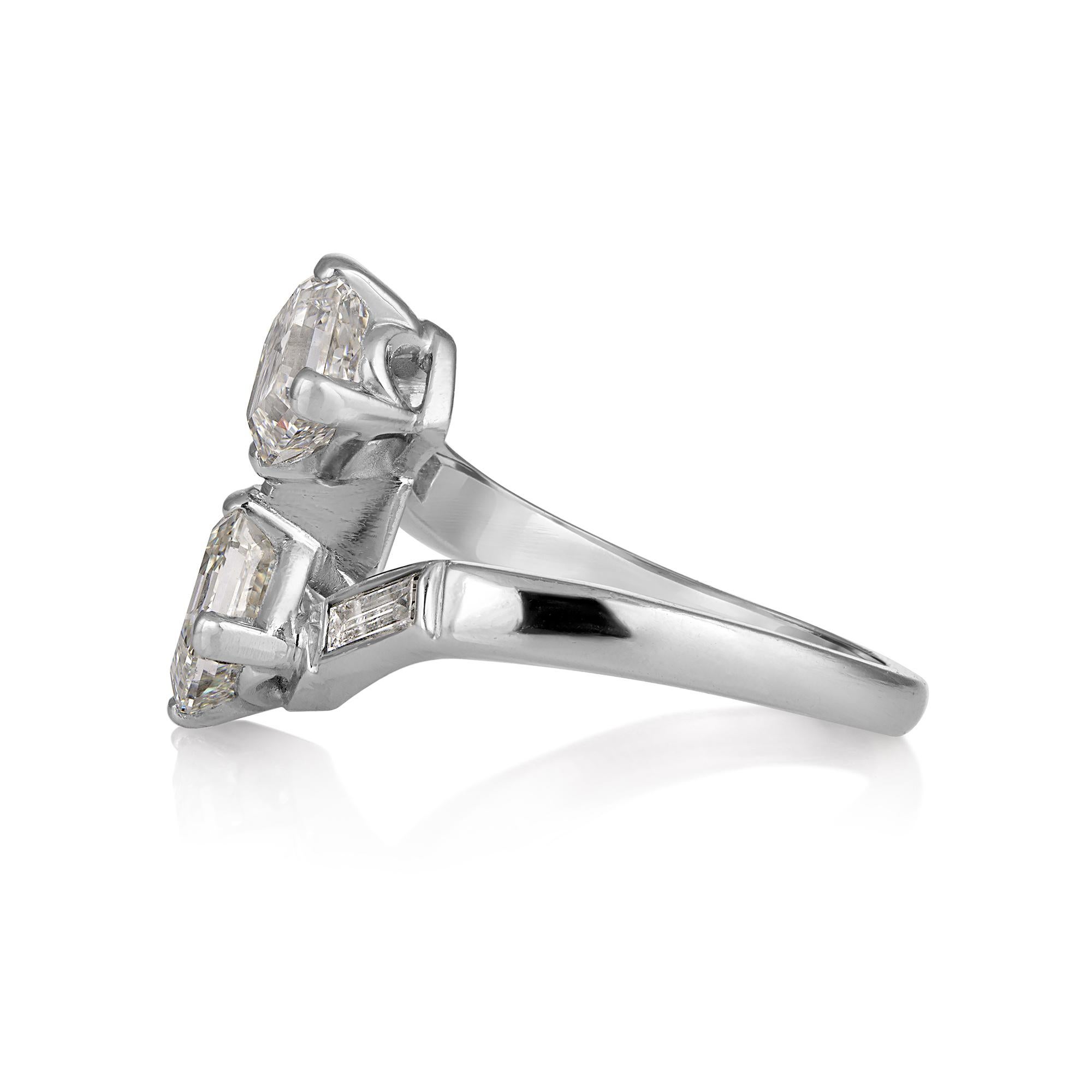 GIA 2.37ct Antique Vintage Art Deco Asscher Diamond “Toi et Moi” Crossover Plat 1