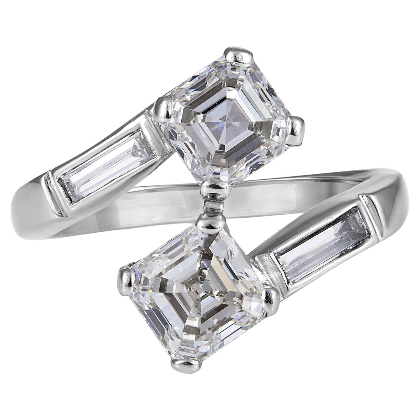 GIA 2.37ct Antique Vintage Art Deco Asscher Diamond “Toi et Moi” Crossover Plat