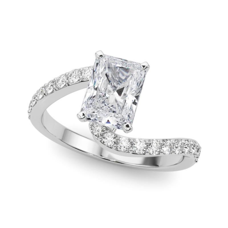 Taille radiant GIA 2.40 Carat Radiant Curved Bypass Pave Shank  Bague en diamant