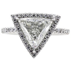 Bague de fiançailles en platine sertie d'un trillion de diamants GIA 2::45 carats