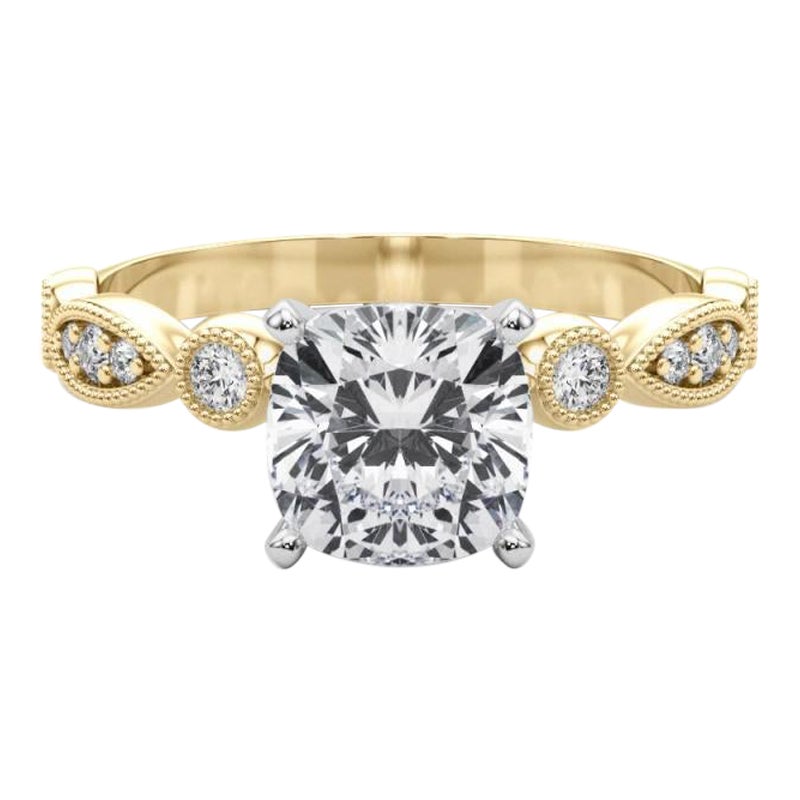 GIA 2,50ct Cuscino Marquise e Lunetta rotonda in oro giallo con diamanti a grana grossa