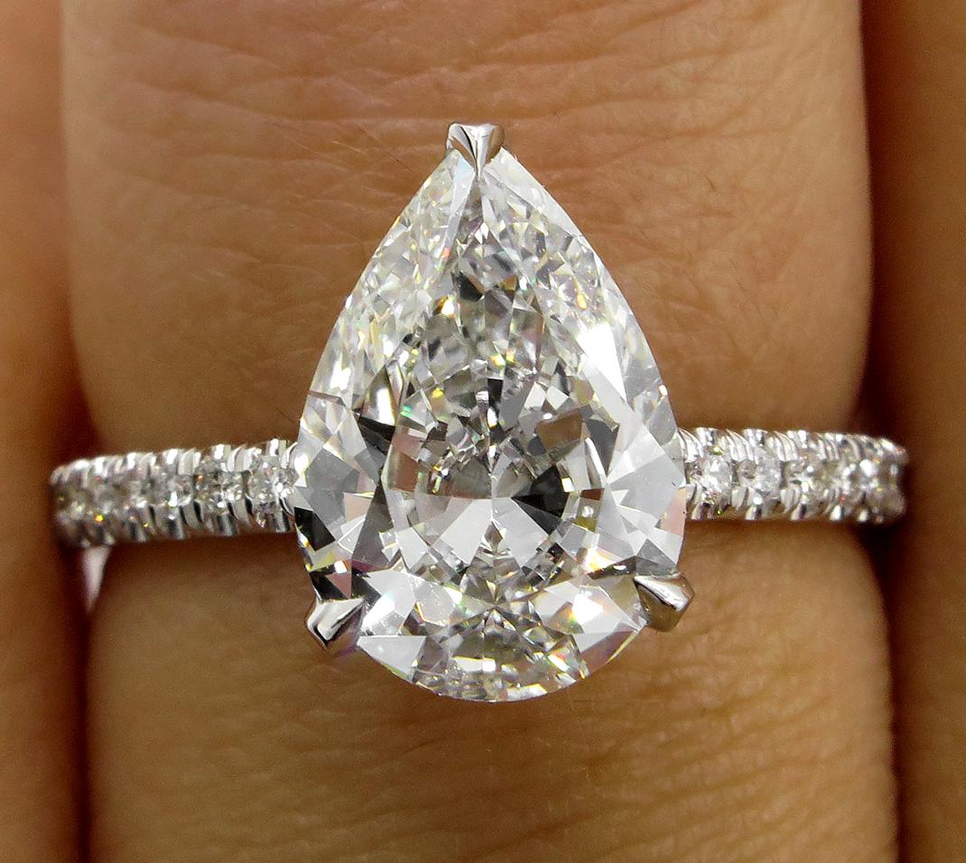 GIA 2.50 Carat Pear Shaped Diamond Pave Solitaire 14 Karat Gold Wedding Ring 2
