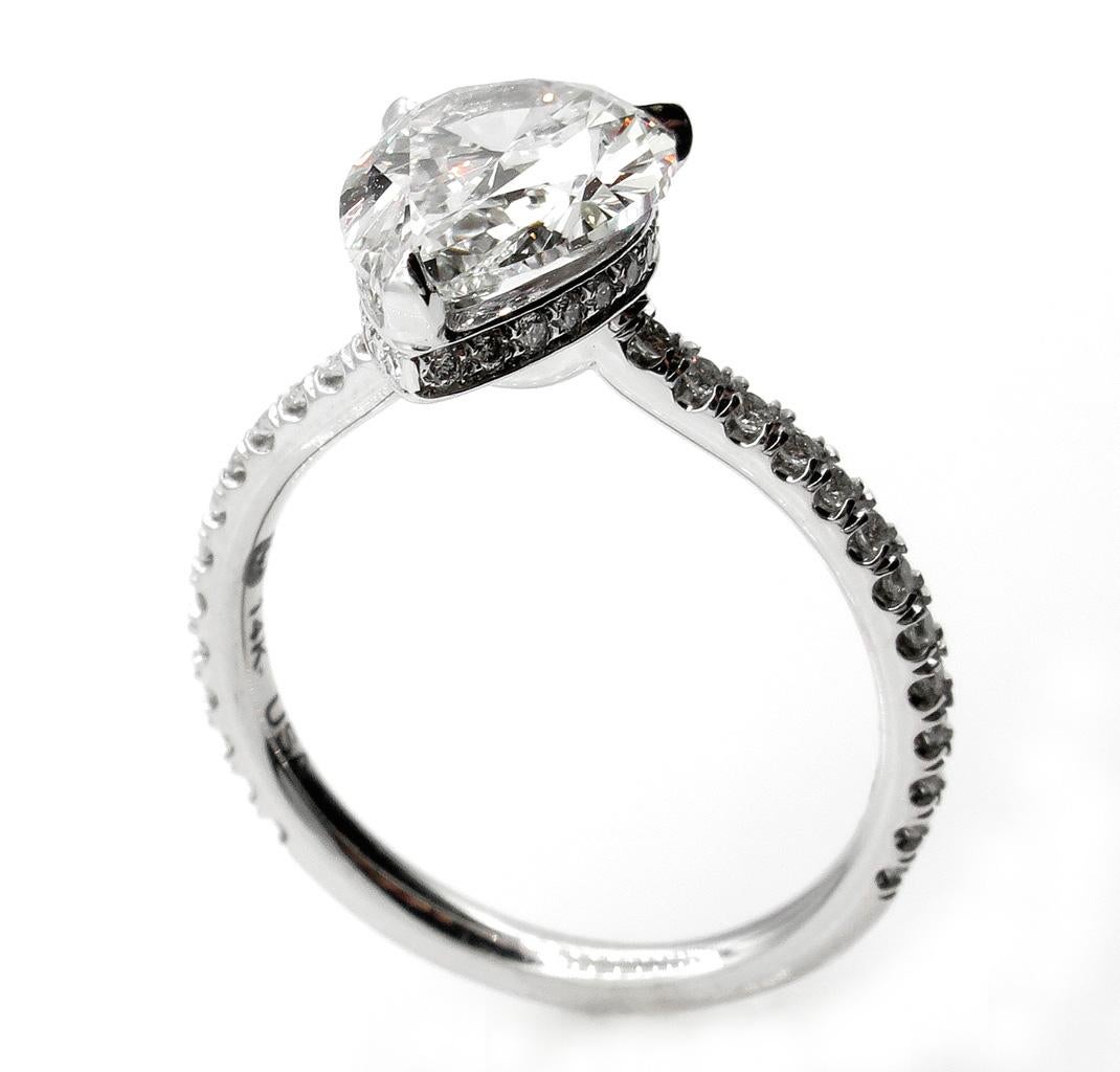 2.5 carat pear diamond ring