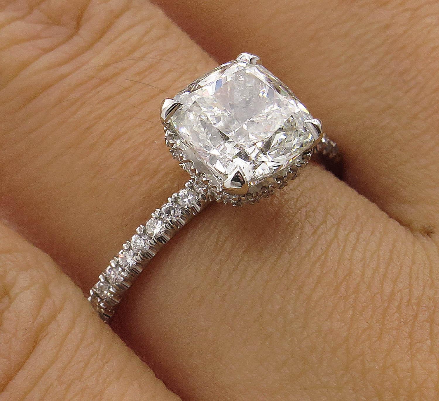GIA 2.51 Carat Cushion Diamond Engagement Wedding Platinum Ring 4