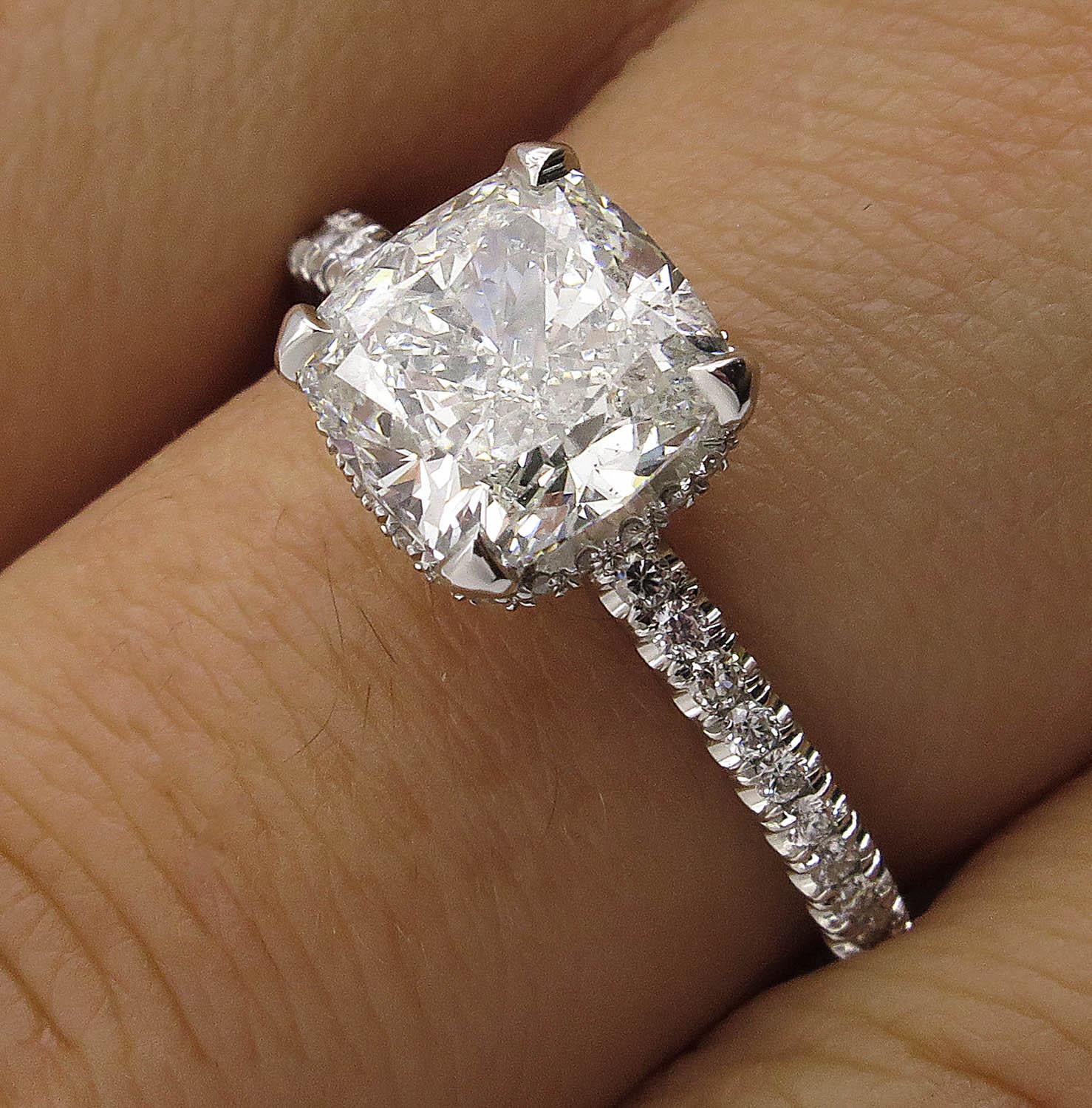 GIA 2.51 Carat Cushion Diamond Engagement Wedding Platinum Ring 5