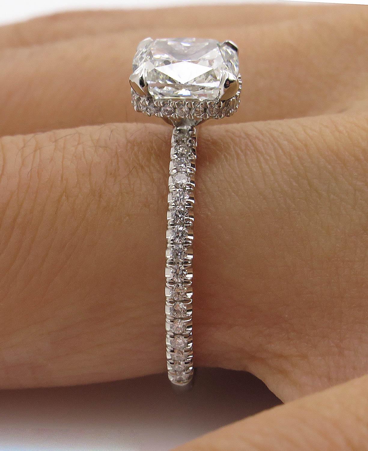 GIA 2.51 Carat Cushion Diamond Engagement Wedding Platinum Ring 6