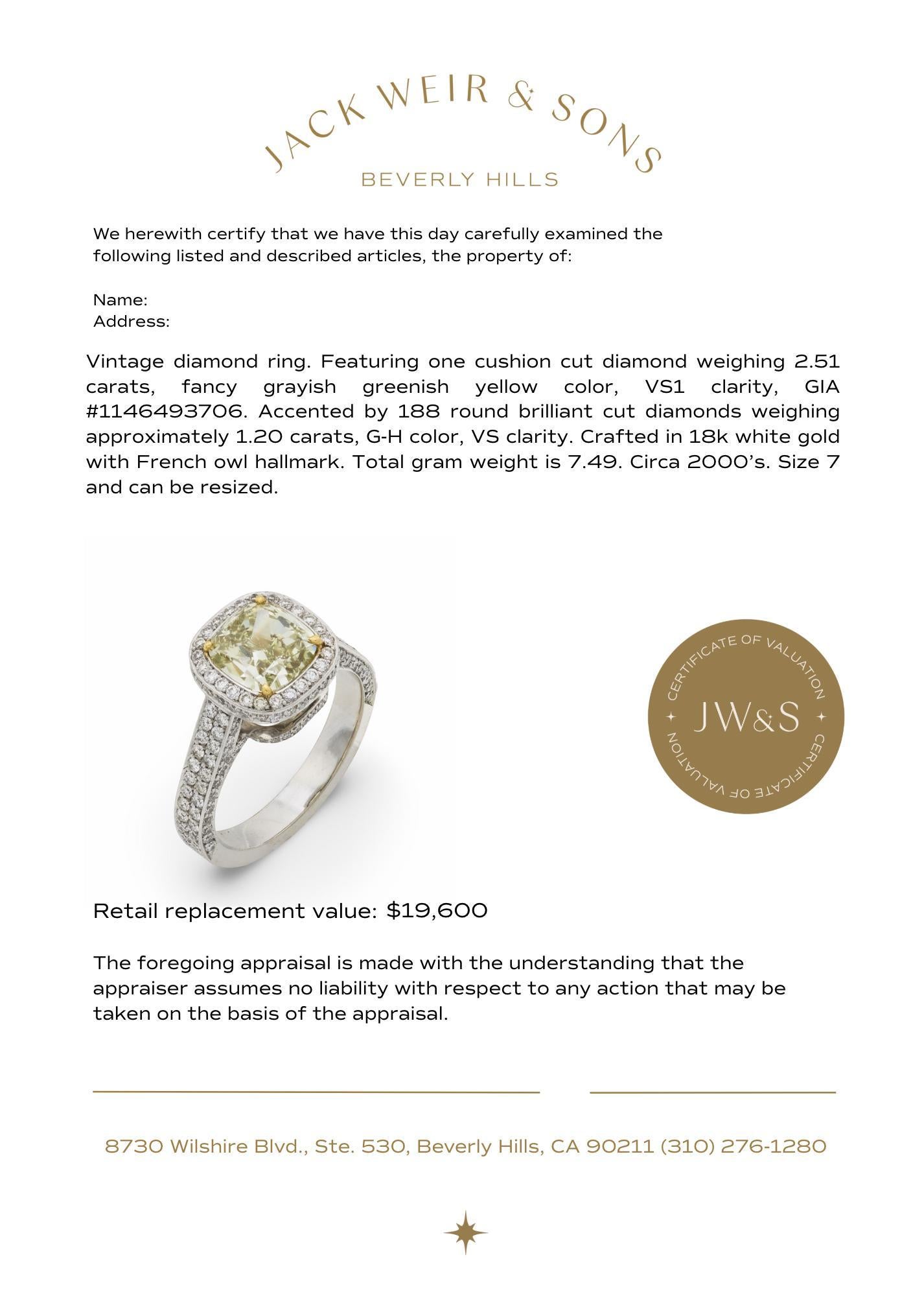 Anello di fidanzamento in oro bianco 18k GIA da 2,51 carati con diamante fancy color in vendita 3