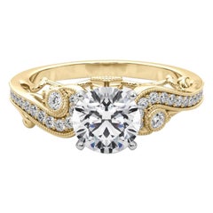 GIA 2.51 Carat Round Three-Stone Curved Bypass 18K Yellow Gold Diamond Ring (bague à diamant en or jaune 18K)