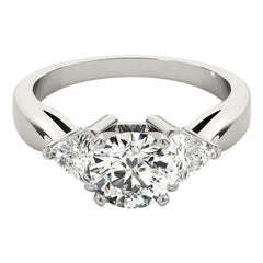 GIA 2,51 Carati Taglio Trillion Rotondo Tre Pietre  Anello con diamante